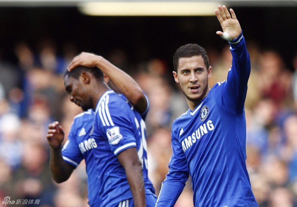 他凭借其创 他凭借其创