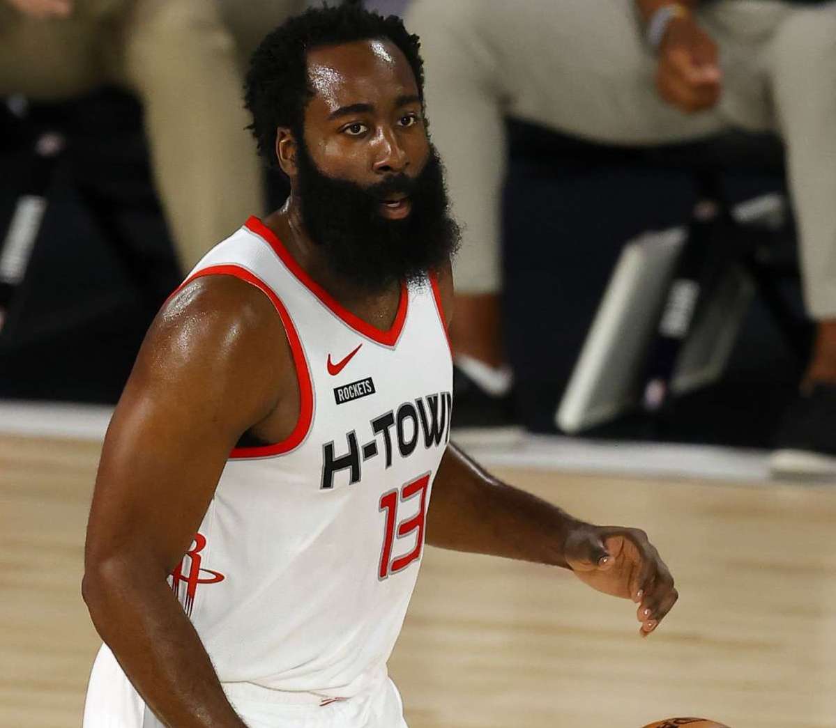 每一洞的发 每一洞的发