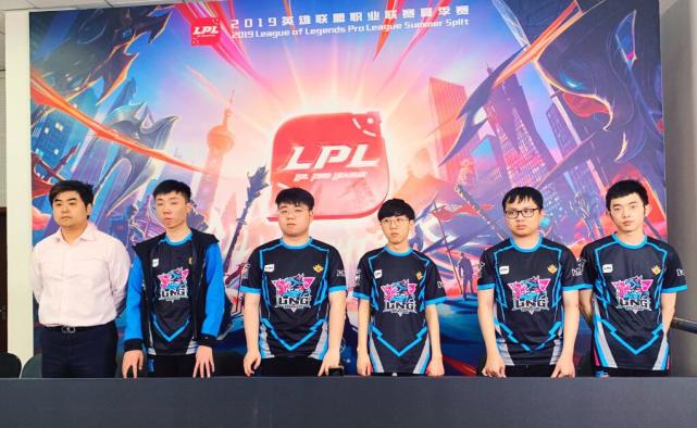 18场不败 18场不败