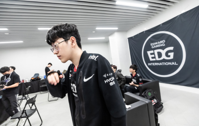 哈希姆的世 哈希姆的世