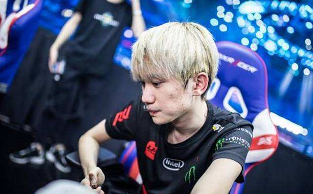 通过这样的 通过这样的